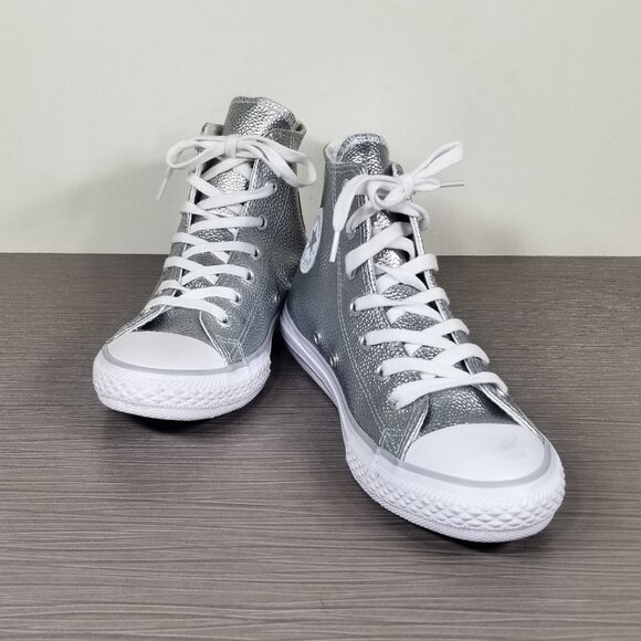 Converse Chuck Taylor All Star Sneakers, Silver Leather, Little Kid Size 3 / 35 - Picture 4 of 12